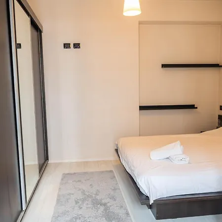 Magic House-dorobanti